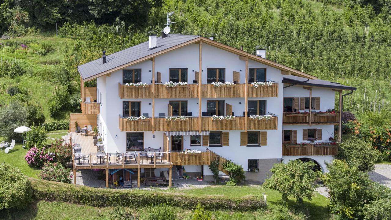 Garni Oberanger Hotel Tirolo Exterior photo